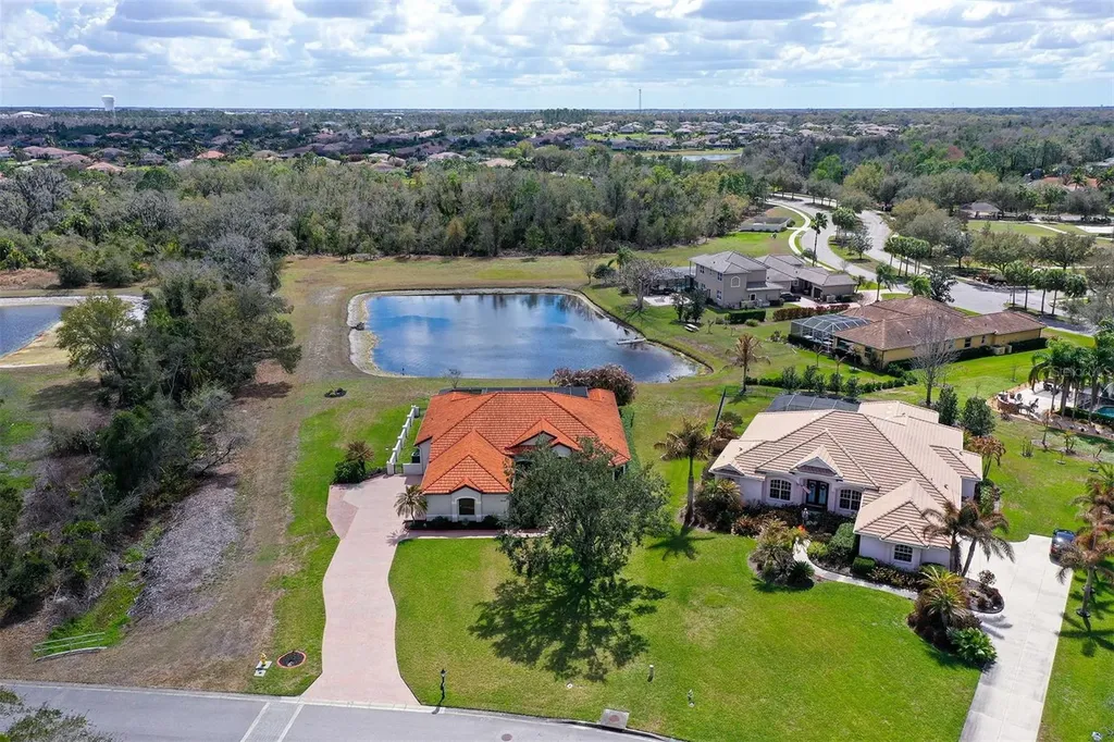 16736 4th Avenue NE Bradenton FL 34212
