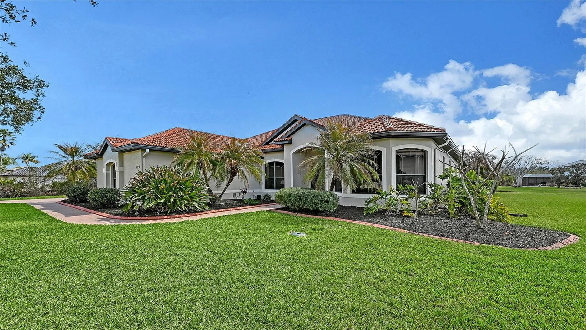 16736 4th Avenue NE Bradenton FL 34212