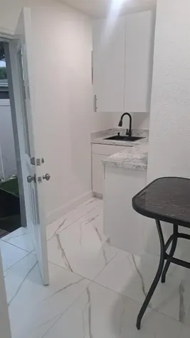 1405 W Rambla Street Tampa FL 33612