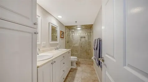 1445 Gulf Of Mexico Drive Longboat Key FL 34228