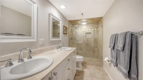 1445 Gulf Of Mexico Drive Longboat Key FL 34228