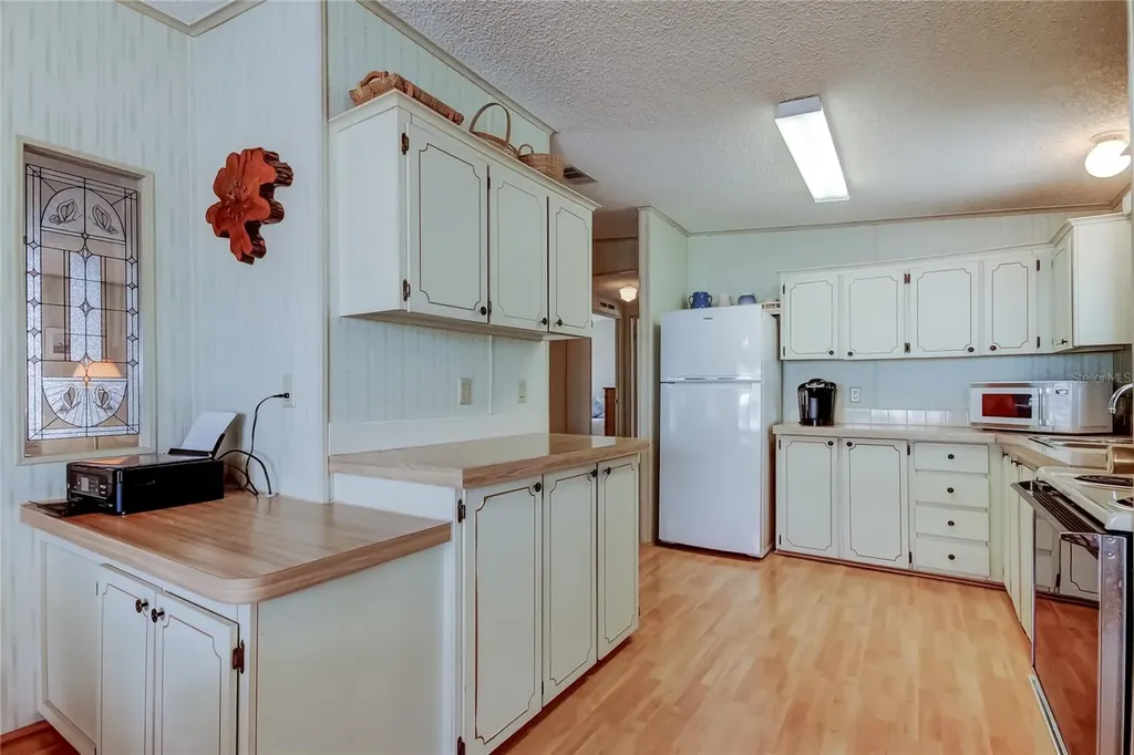 4550 Charter Street Zephyrhills FL 33542