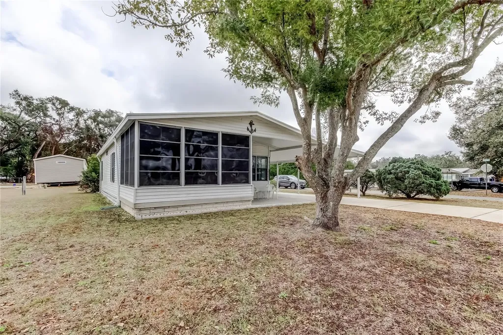 4550 Charter Street Zephyrhills FL 33542