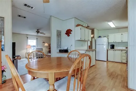 4550 Charter Street Zephyrhills FL 33542