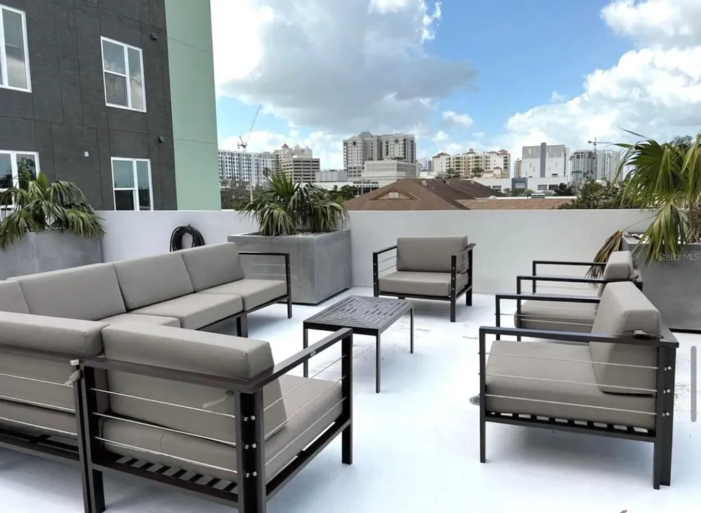 1659 2nd Street Sarasota FL 34236