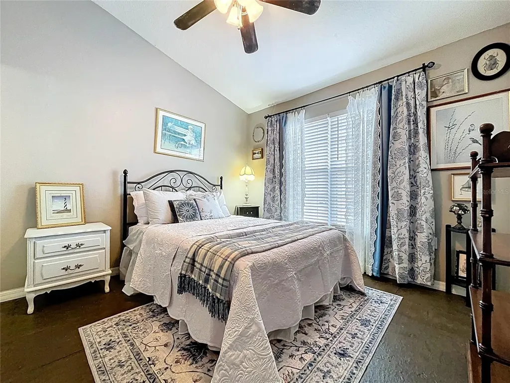 12711 Sunland Court Tampa FL 33625