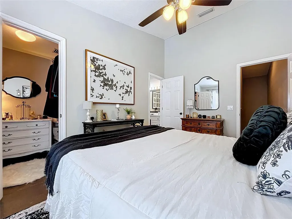 12711 Sunland Court Tampa FL 33625