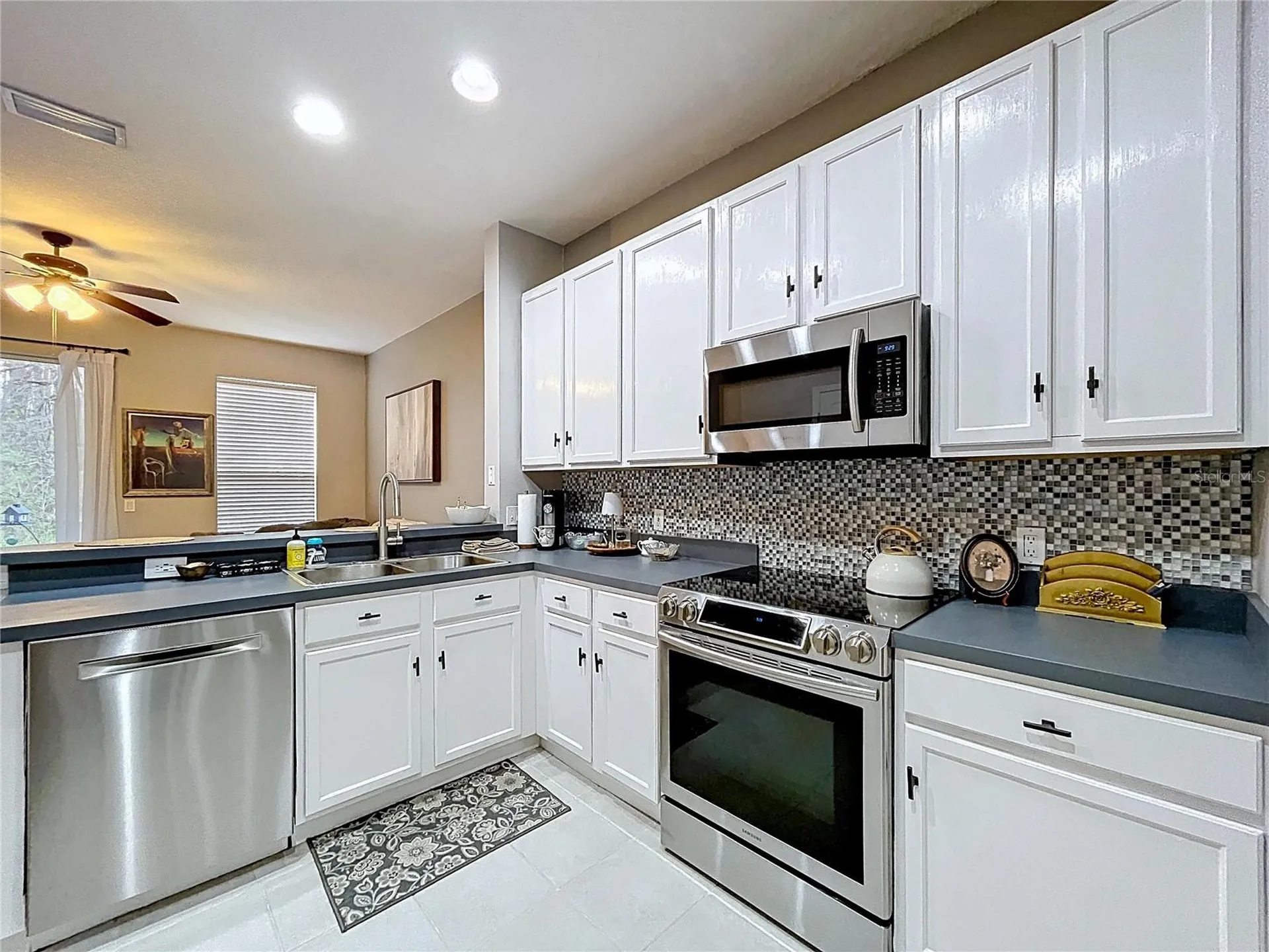 12711 Sunland Court Tampa FL 33625