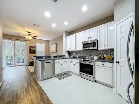 12711 Sunland Court Tampa FL 33625