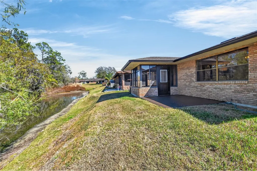 447 Lake Carolyn Circle Lakeland FL 33813
