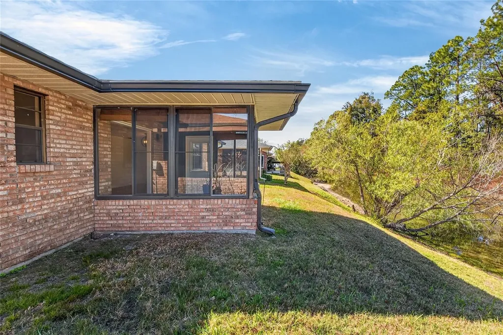 447 Lake Carolyn Circle Lakeland FL 33813