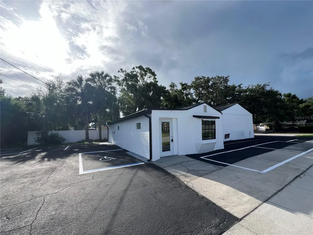 512 S Dale Mabry Highway Tampa FL 33609