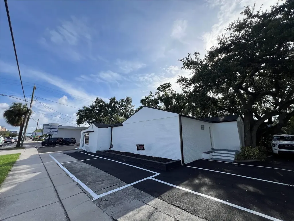 512 S Dale Mabry Highway Tampa FL 33609