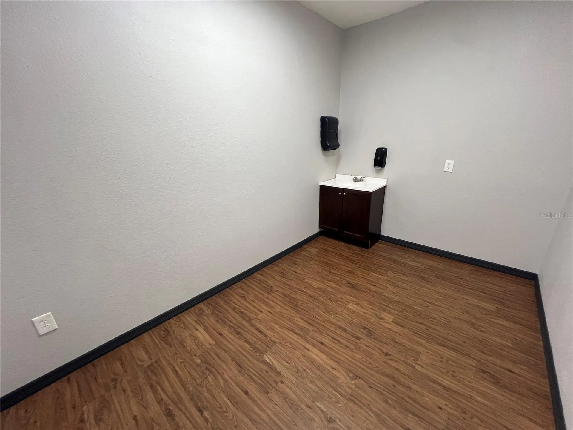 512 S Dale Mabry Highway Tampa FL 33609