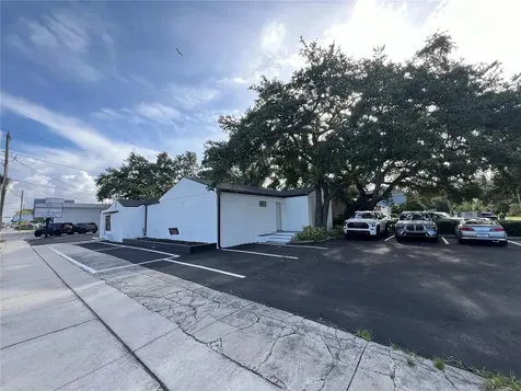 512 S Dale Mabry Highway Tampa FL 33609