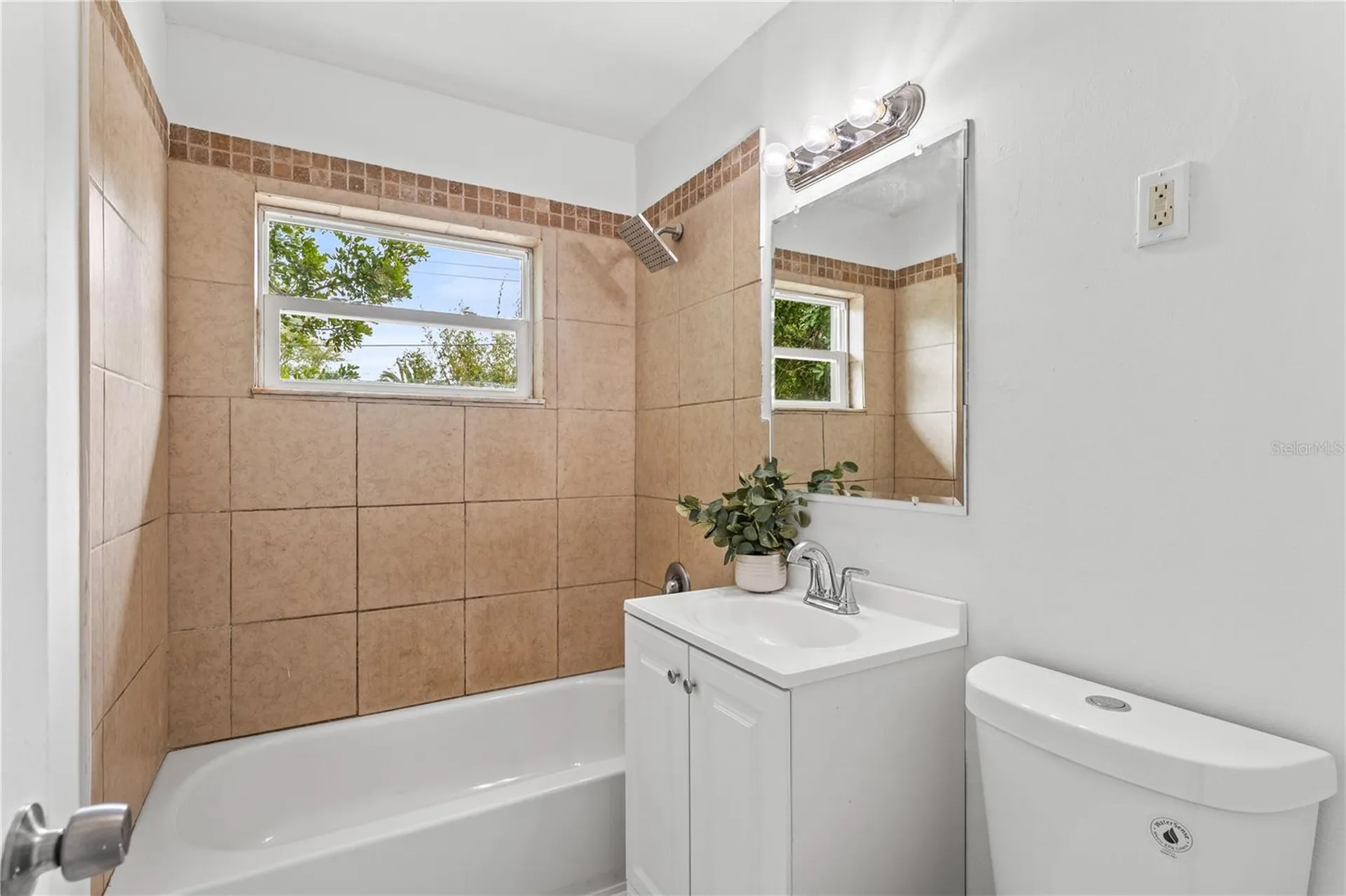 645 Dalton Boulevard Port Charlotte FL 33952