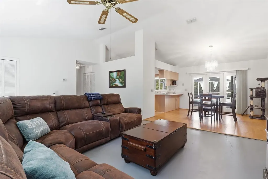 1737 W Olympia Street Hernando FL 34442
