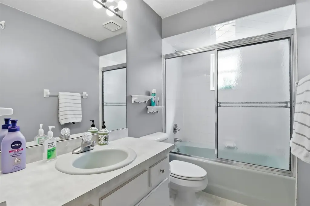 1737 W Olympia Street Hernando FL 34442