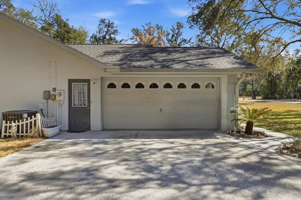 1737 W Olympia Street Hernando FL 34442