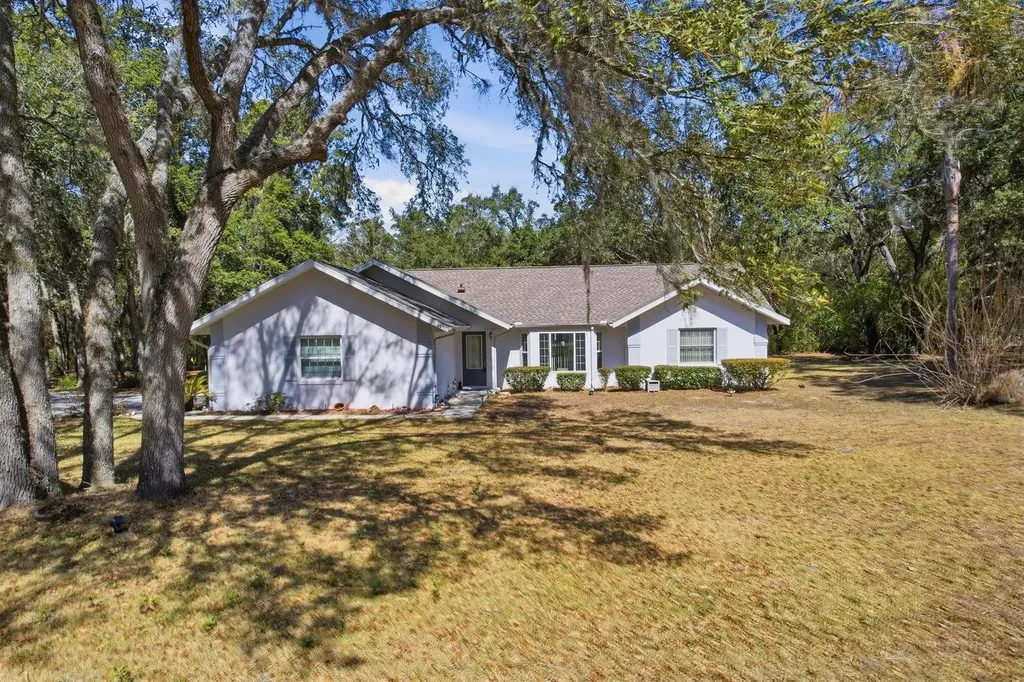 1737 W Olympia Street Hernando FL 34442
