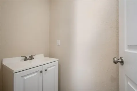 7116 Rose Avenue Orlando FL 32810