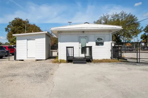 7116 Rose Avenue Orlando FL 32810