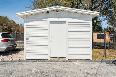 7116 Rose Avenue Orlando FL 32810