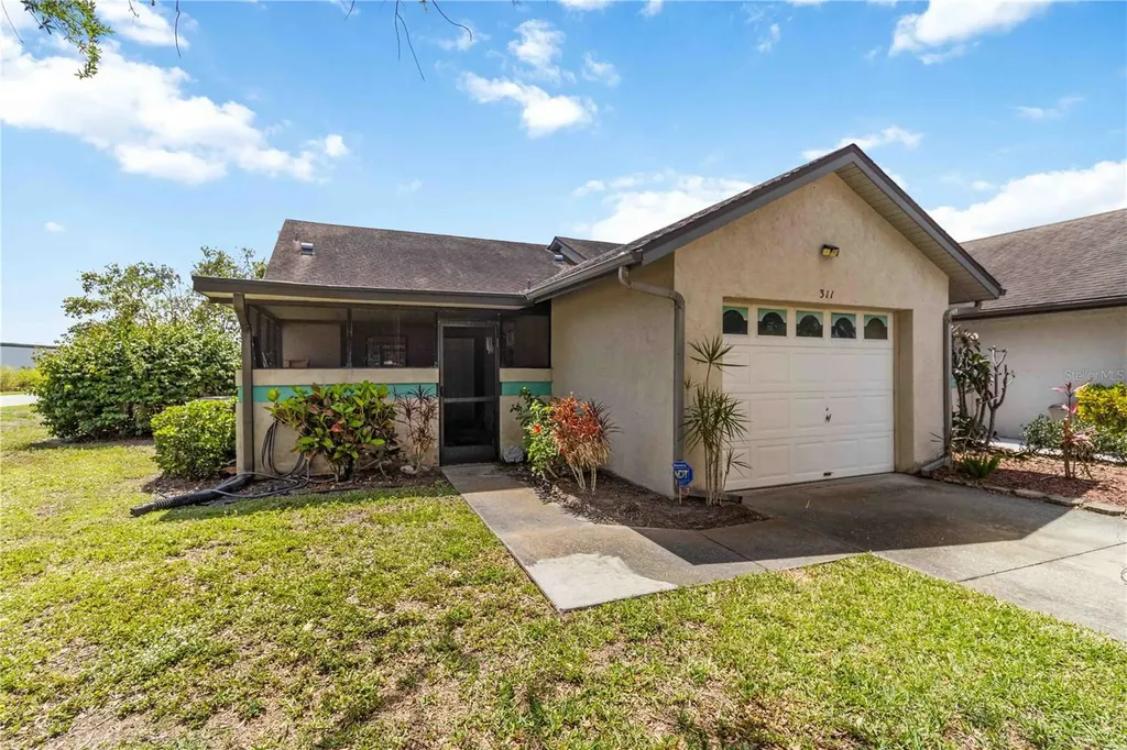311 40th Court W Palmetto FL 34221