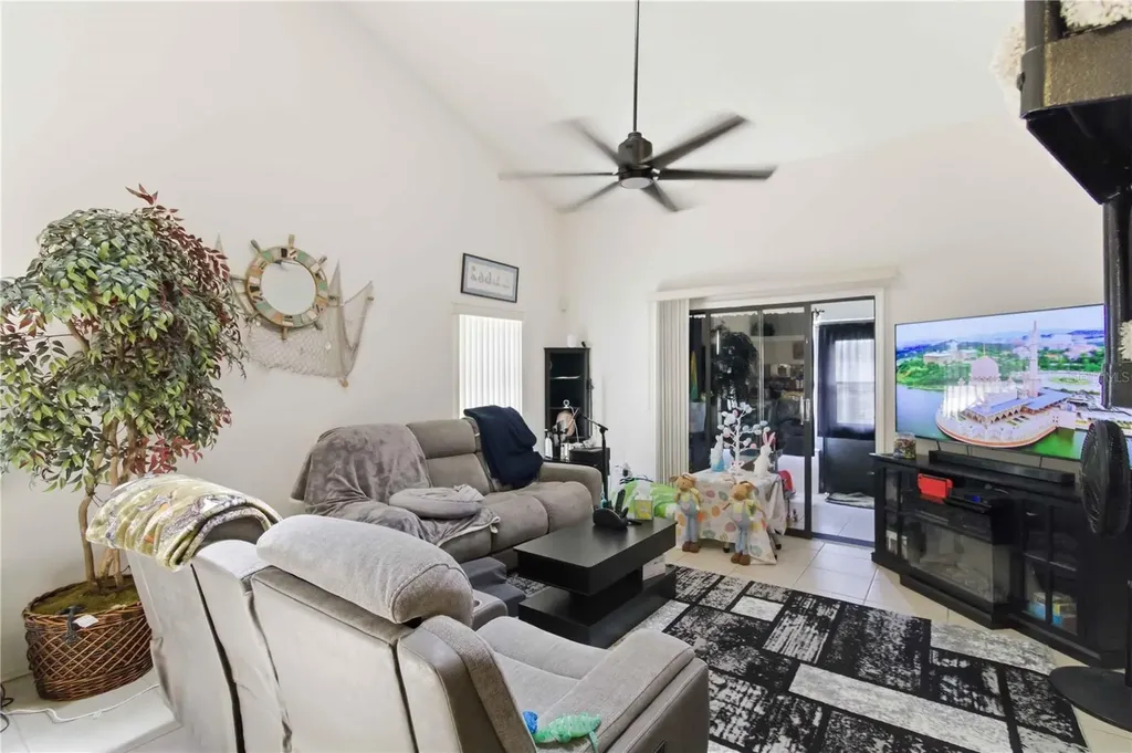 311 40th Court W Palmetto FL 34221