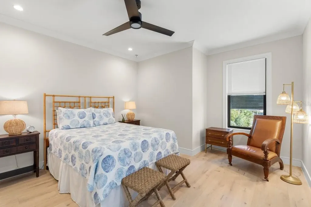 552 S Peninsula Avenue New Smyrna Beach FL 32169