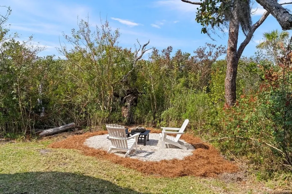 552 S Peninsula Avenue New Smyrna Beach FL 32169