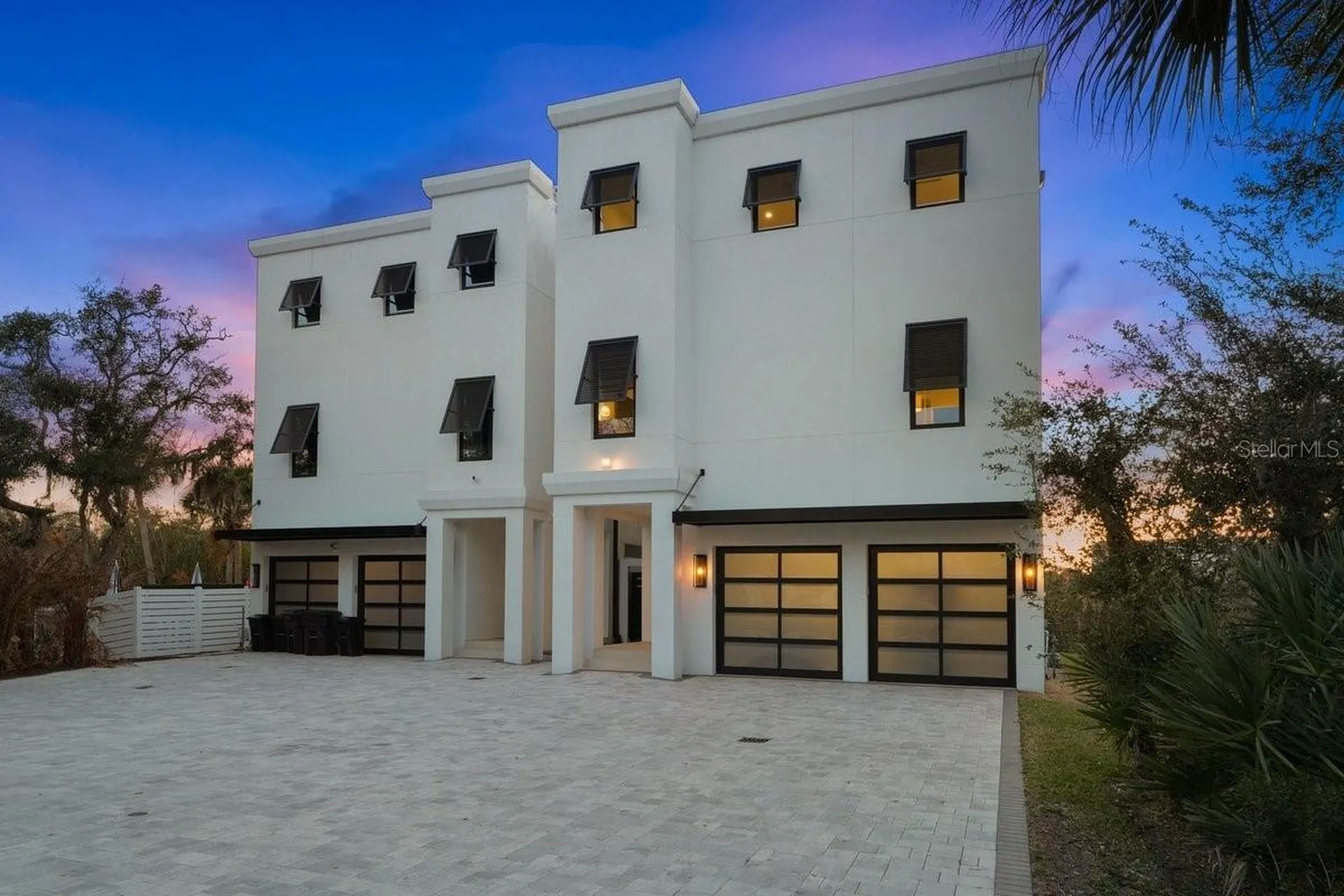 552 S Peninsula Avenue New Smyrna Beach FL 32169