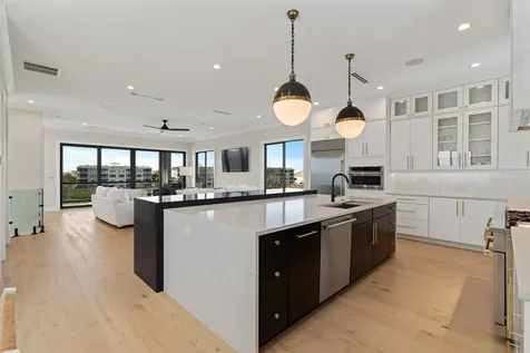 552 S Peninsula Avenue New Smyrna Beach FL 32169