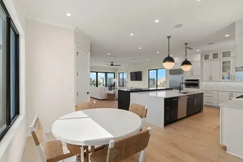 552 S Peninsula Avenue New Smyrna Beach FL 32169