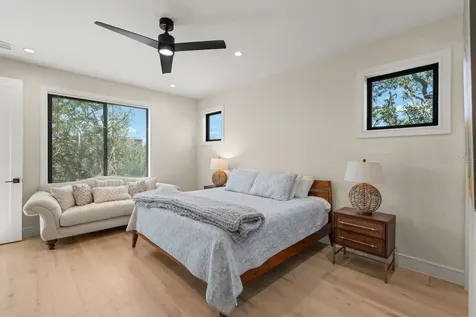 552 S Peninsula Avenue New Smyrna Beach FL 32169