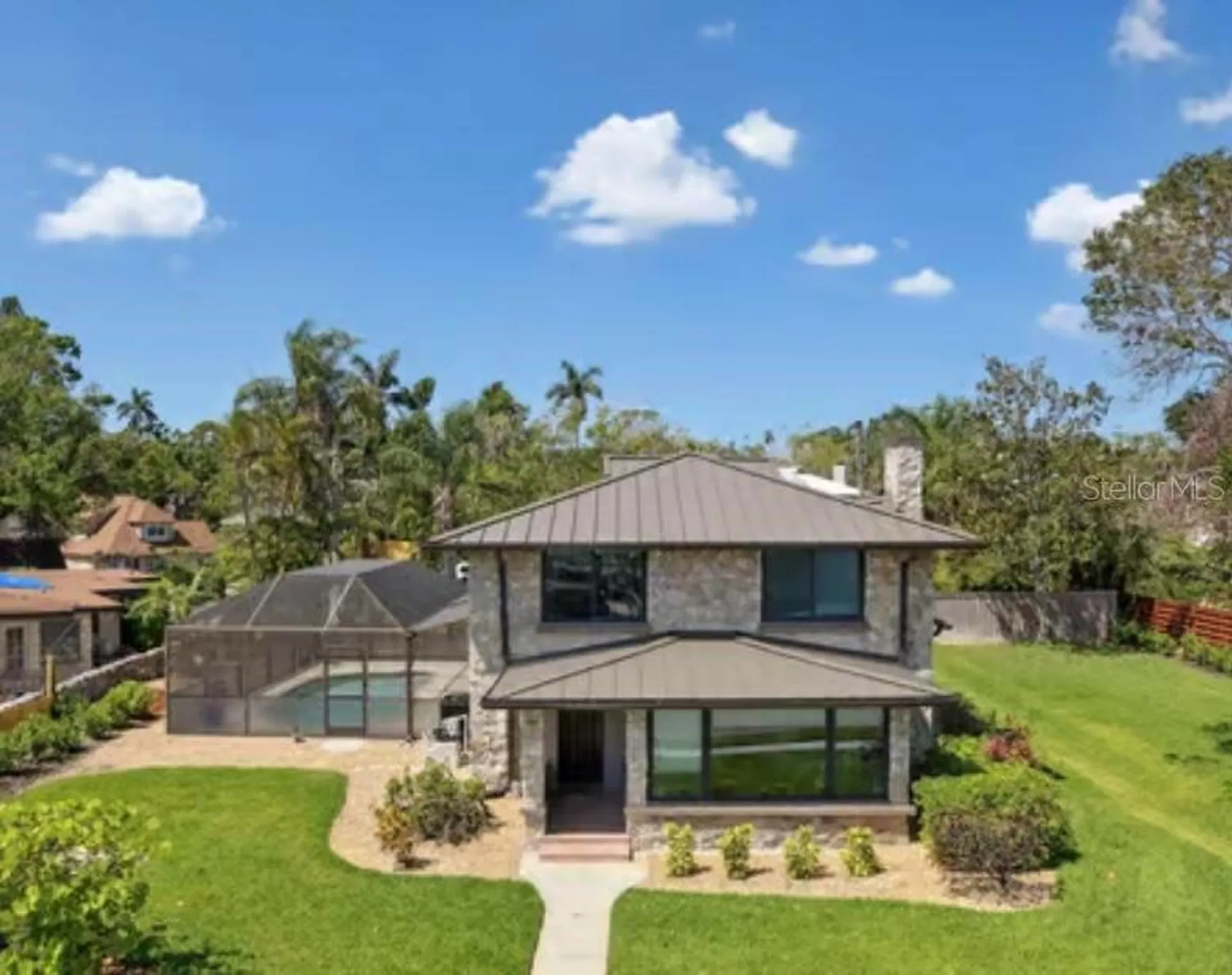 1915 Riverview Boulevard Bradenton FL 34205