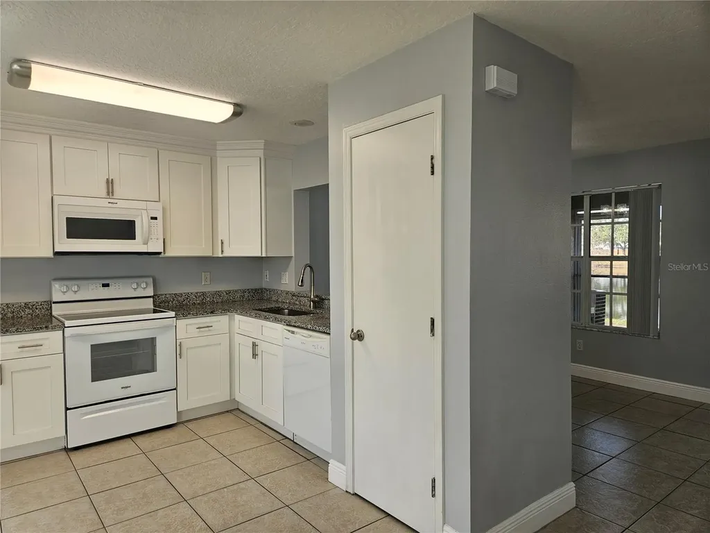 2321 Water View Loop Kissimmee FL 34743