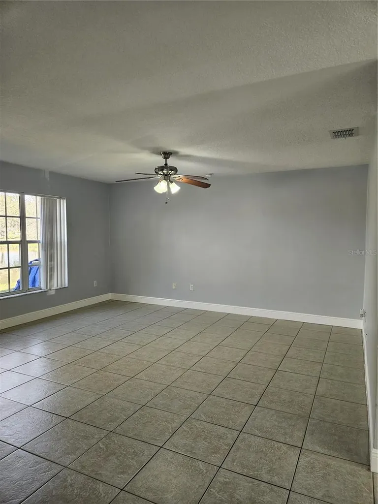 2321 Water View Loop Kissimmee FL 34743