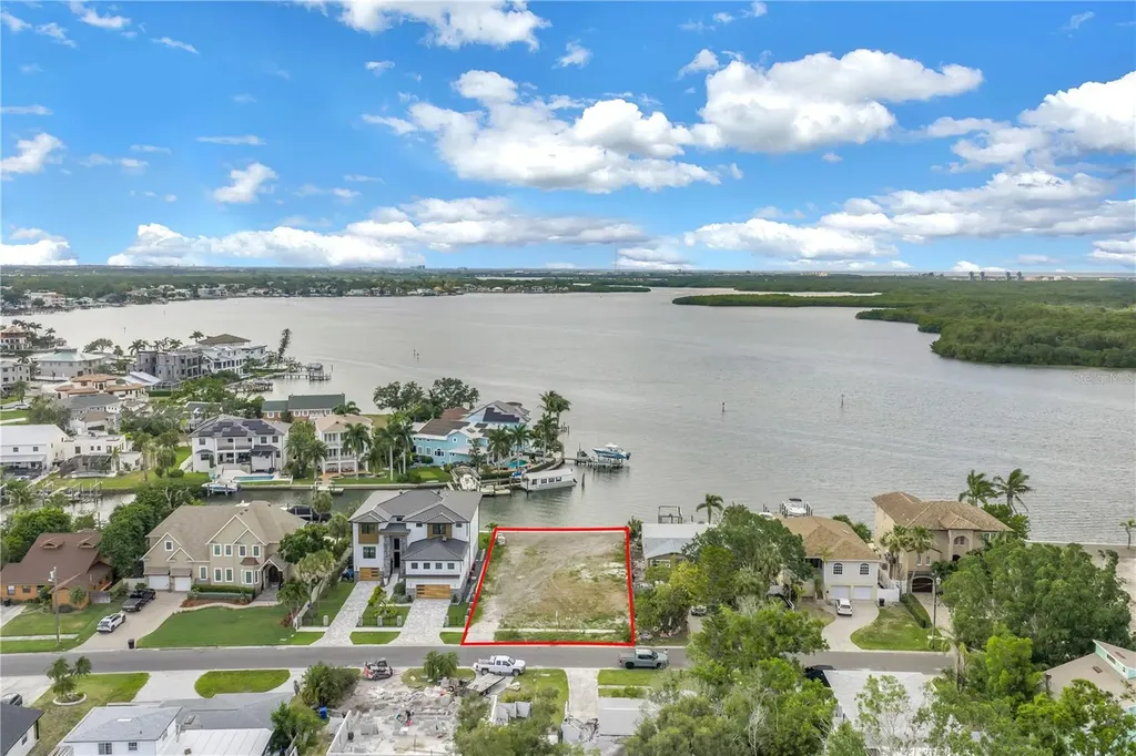 2129 Bayou Grande Boulevard NE St Petersburg FL 33703