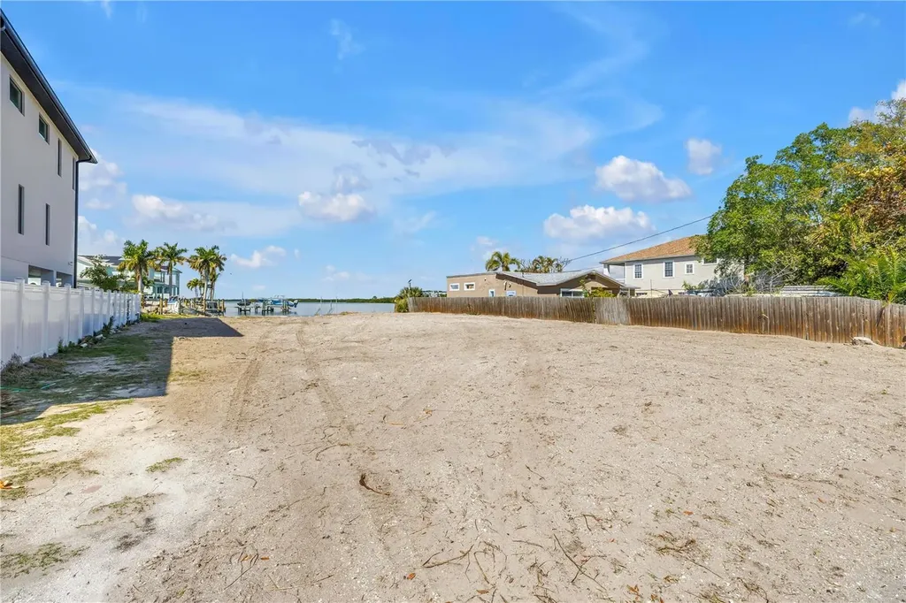 2129 Bayou Grande Boulevard NE St Petersburg FL 33703