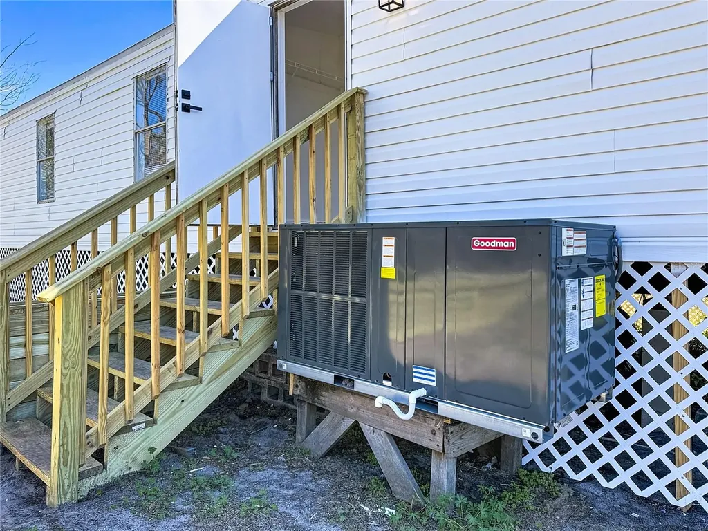 9421 Costine Meadows Drive Lakeland FL 33809