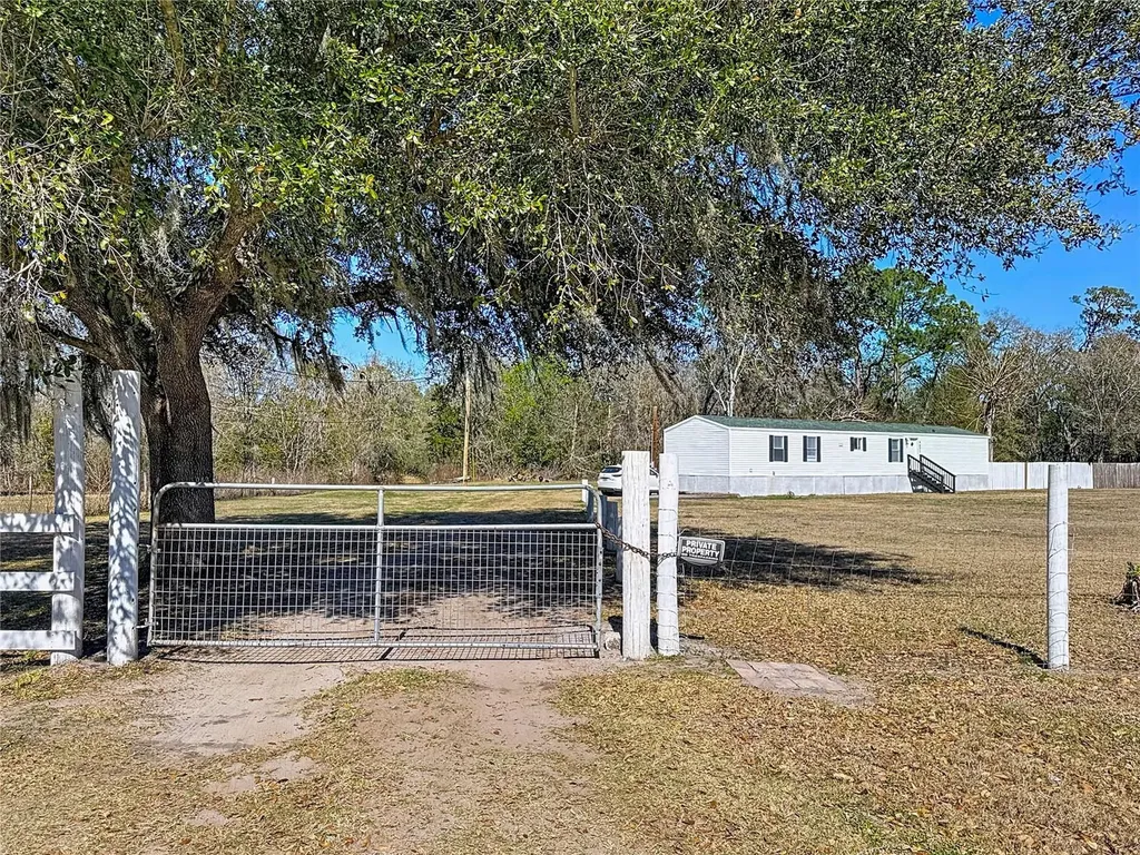9421 Costine Meadows Drive Lakeland FL 33809