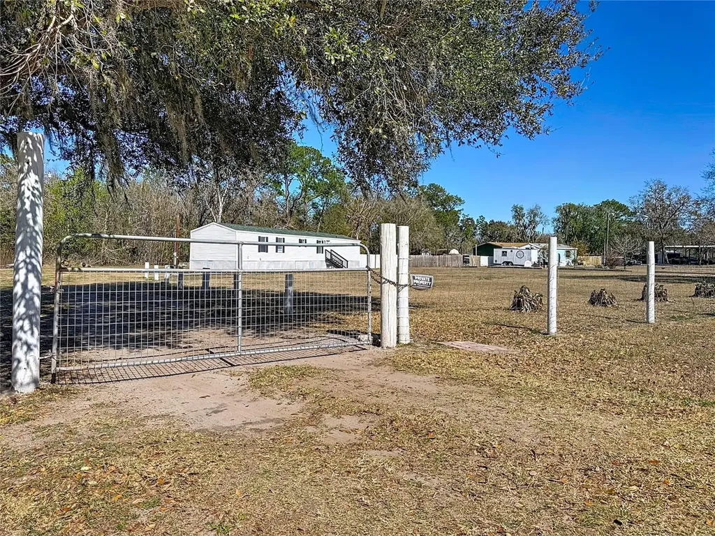 9421 Costine Meadows Drive Lakeland FL 33809