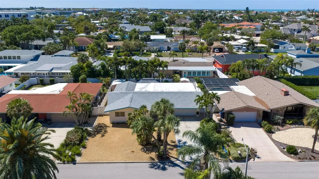 290 1st Street W Tierra Verde FL 33715