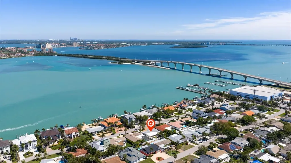 290 1st Street W Tierra Verde FL 33715