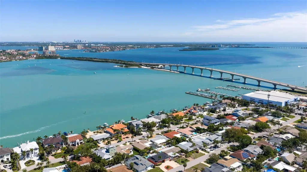 290 1st Street W Tierra Verde FL 33715