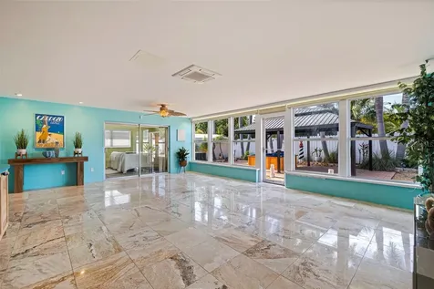 290 1st Street W Tierra Verde FL 33715
