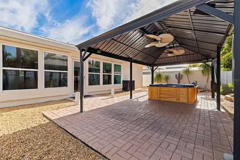 290 1st Street W Tierra Verde FL 33715