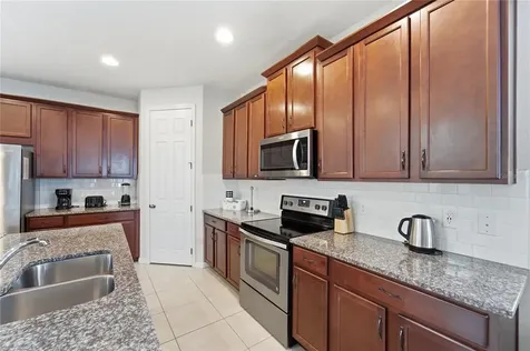 9013 Egret Mills Terrace Kissimmee FL 34747