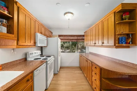 2674 SW 14th Drive Gainesville FL 32608